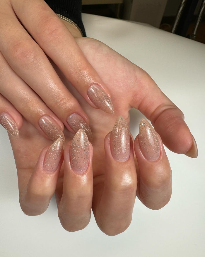 21 Chic Champagne Color Nail Ideas That Dazzle
