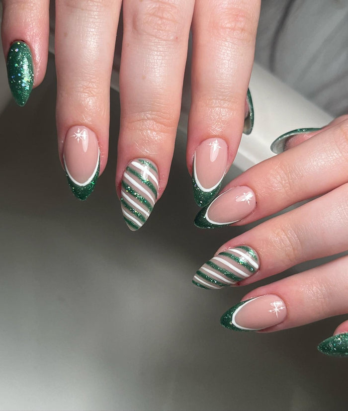 20 Best Green Christmas Nail Ideas for the Holidays