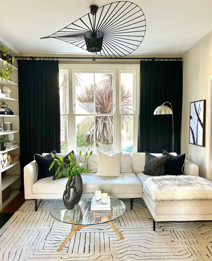 30 Living Room Ideas with Curtains That Look High-End