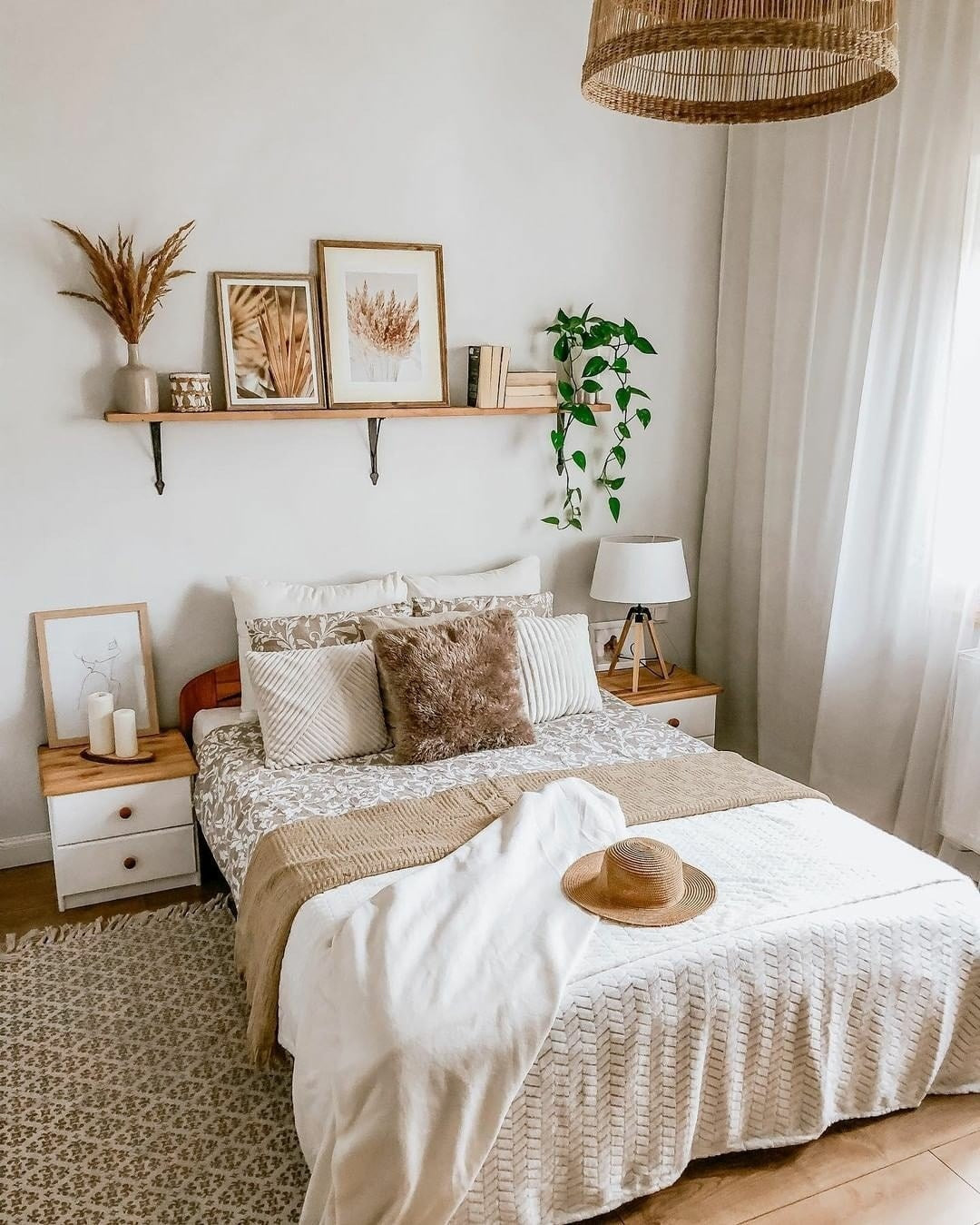 25 Simple Bedroom Ideas That Will Transform Your Space