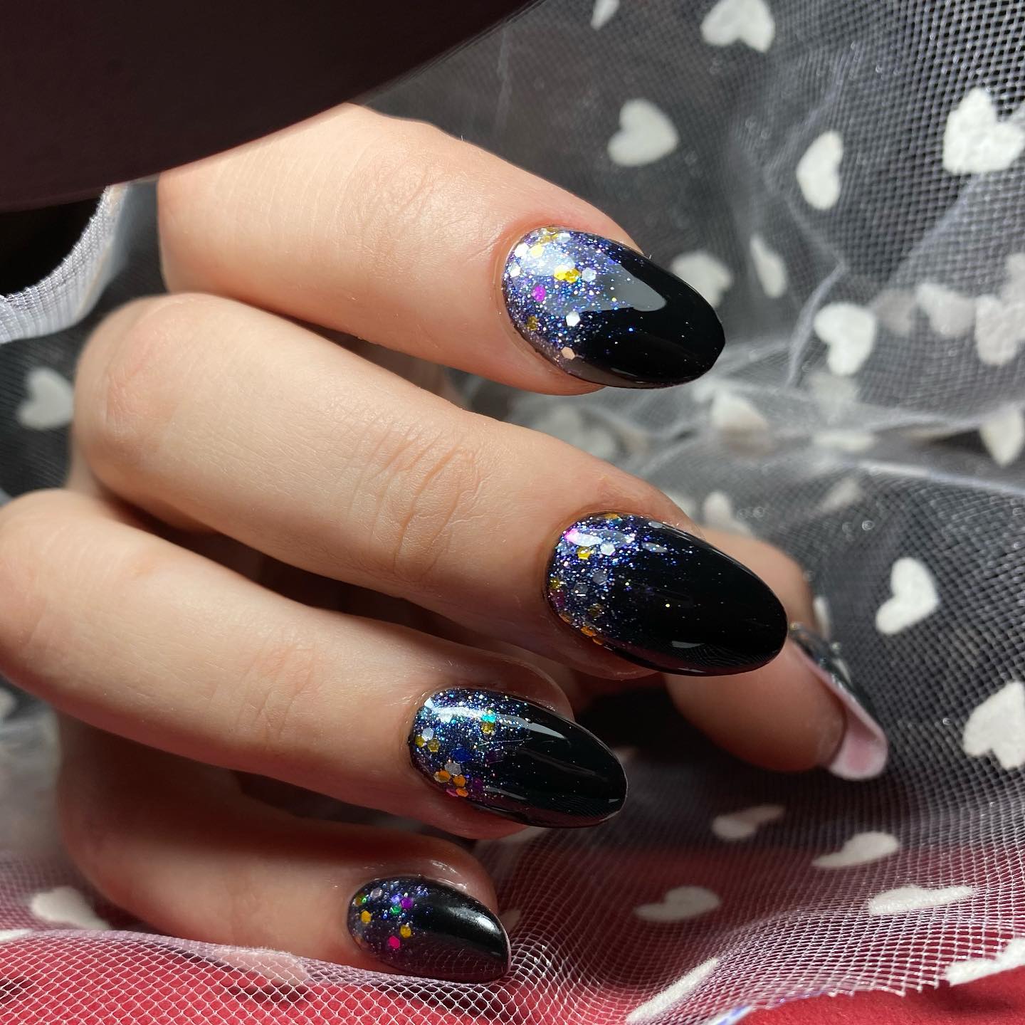21 Mesmerizing Black Sparkly Nail Ideas for Nail Lovers
