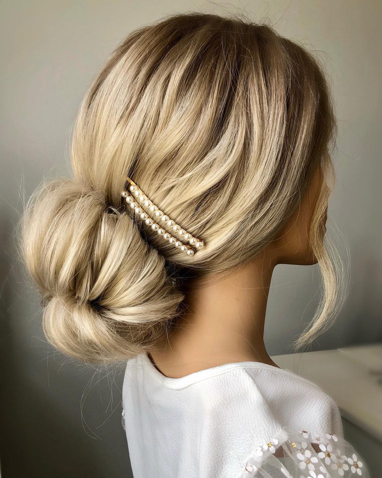 22 Simple Hairstyles to Elevate Your Look - Mockup Hunt