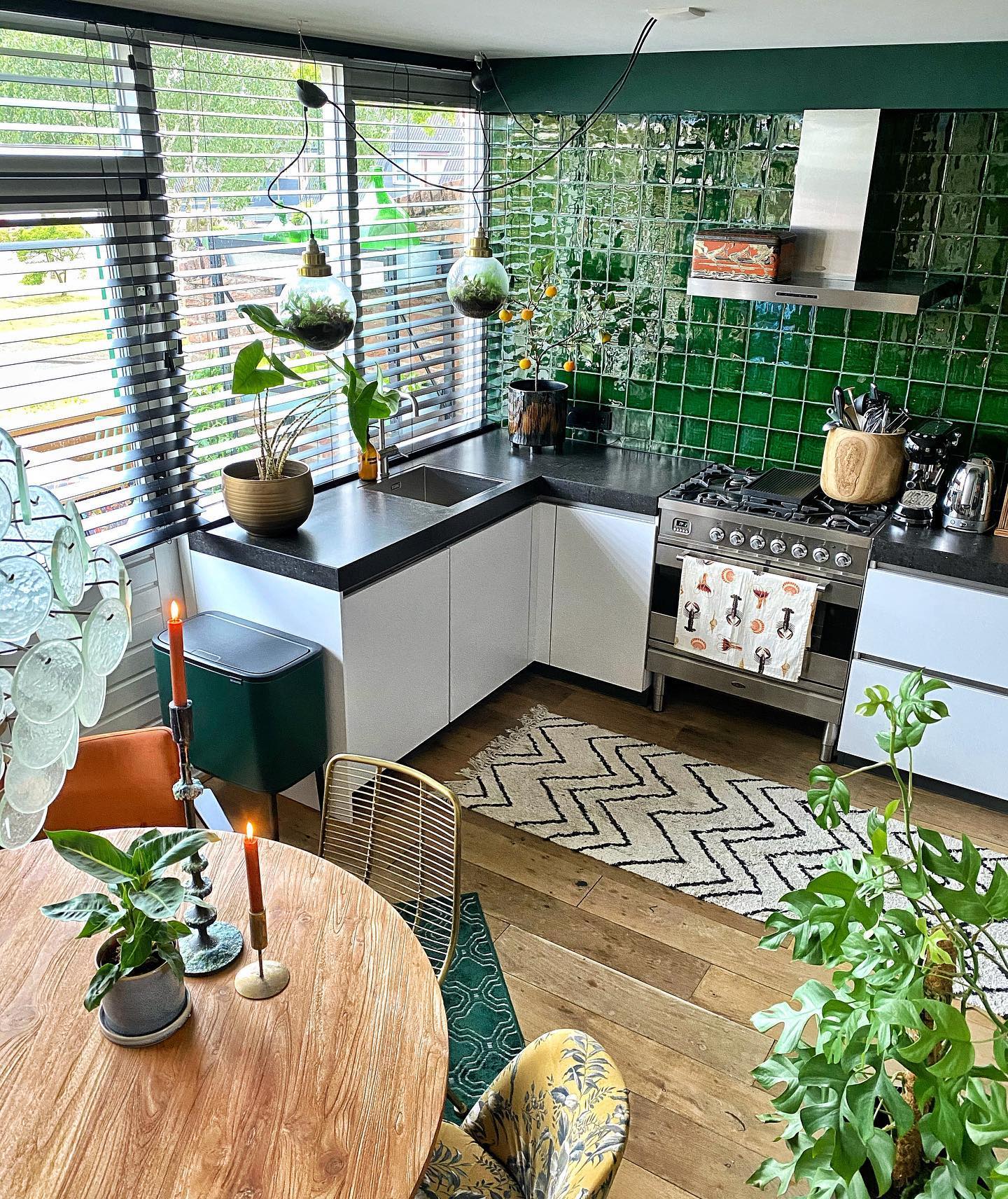 22 Green Tiles Kitchen Ideas That Feel Instantly Stylish