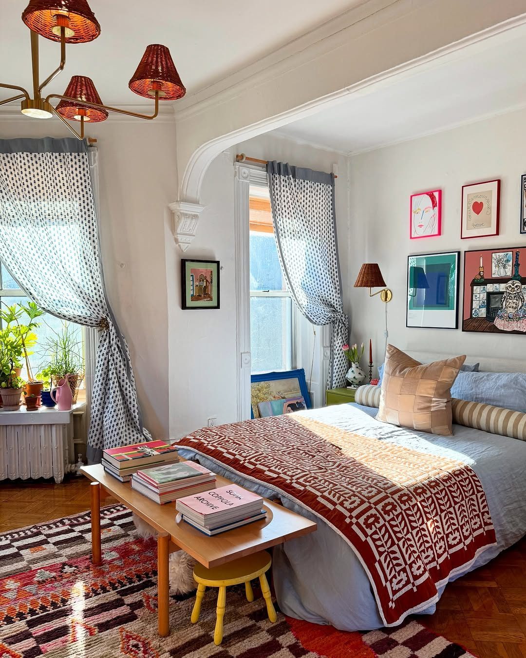 29 Stunning Bedroom Ideas with Rugs to Transform Your Space