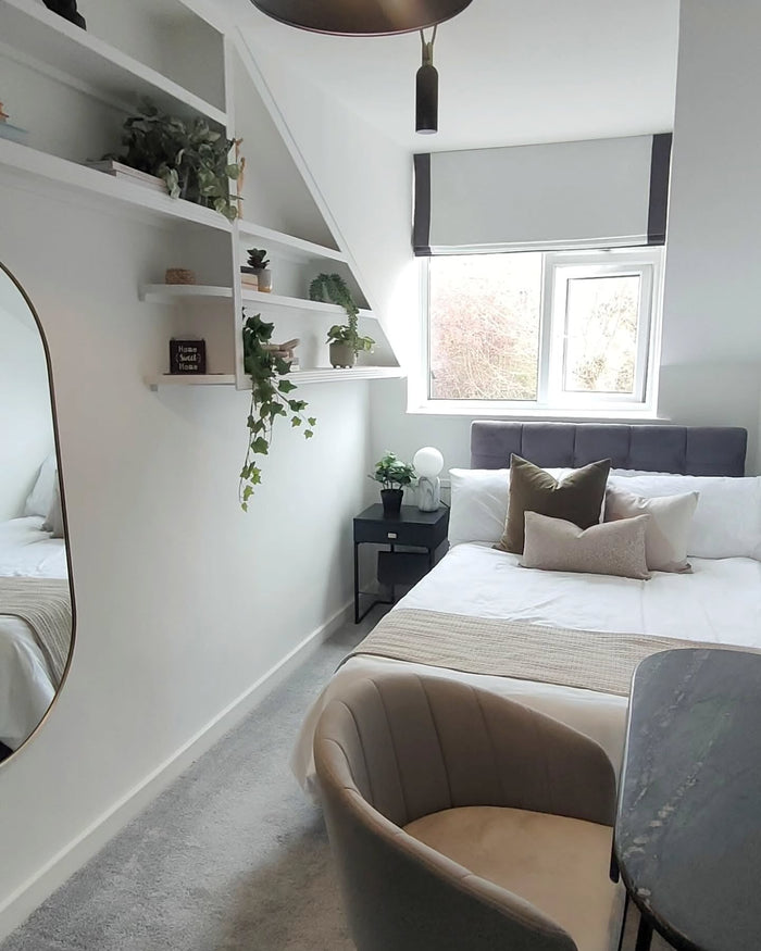 25 Simple Small Bedroom Ideas That Make a Difference