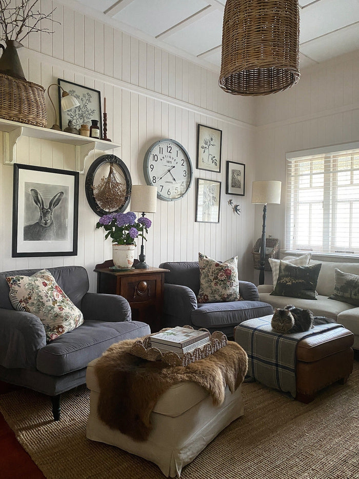 15 Classic Old House Living Room Ideas You’ll Love