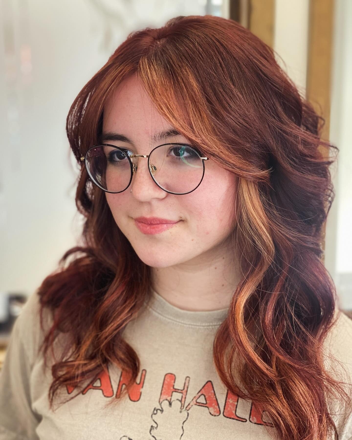 15 Must-Try Red Hair with Highlights for 2025