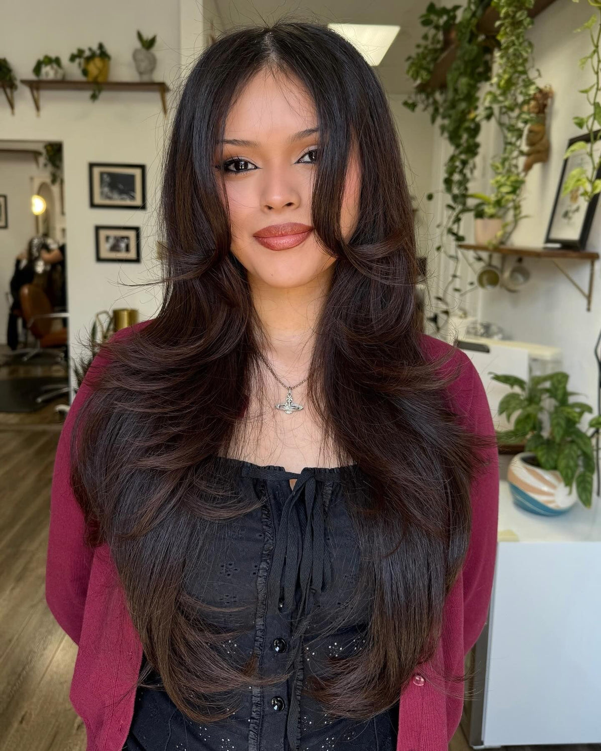 15 Long Wispy Haircuts With Face-Framing Shape