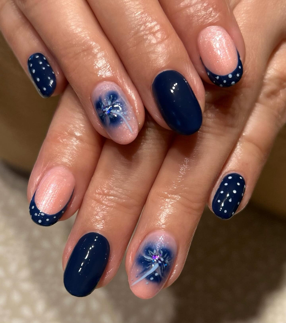 15 Stunning Navy Blue Nail Ideas