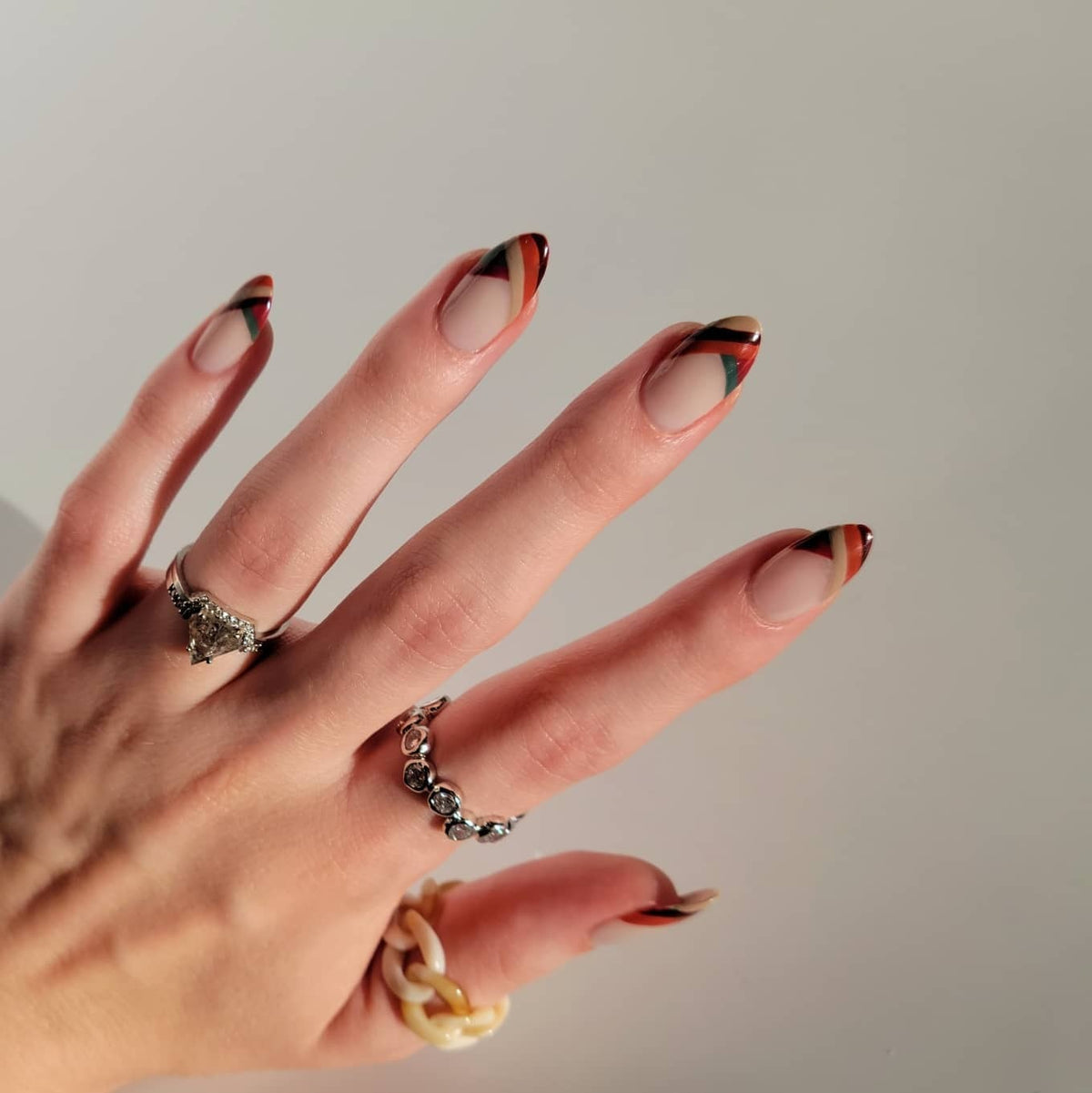 15 Fall French Tip Nail Ideas For Chic Nails