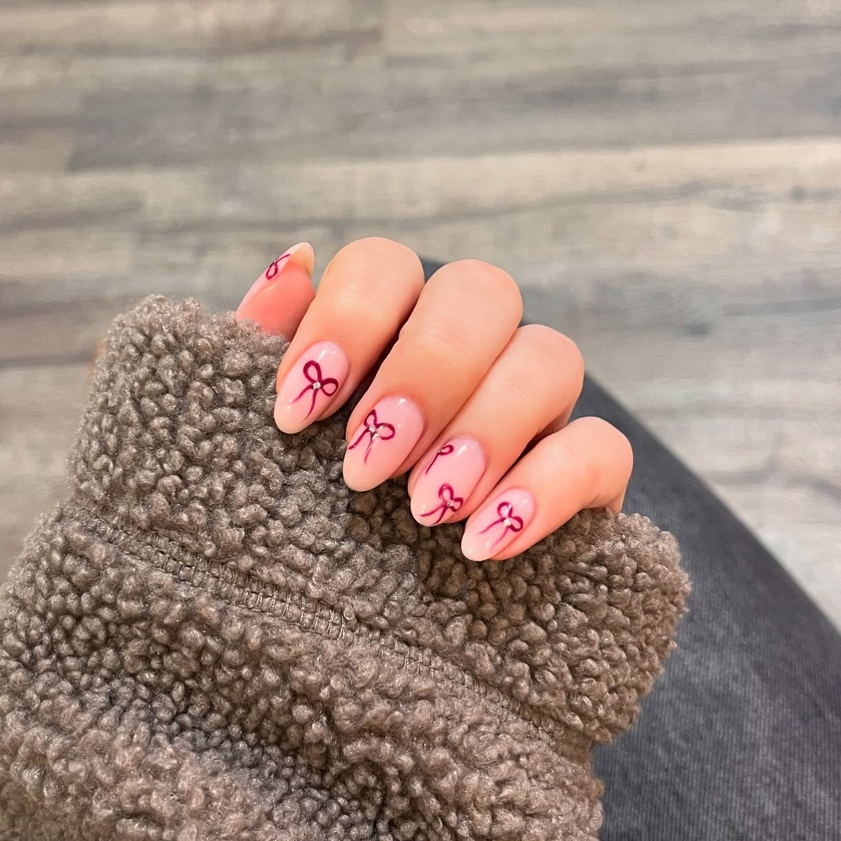 15 Trendy Nail Ideas With A Bow