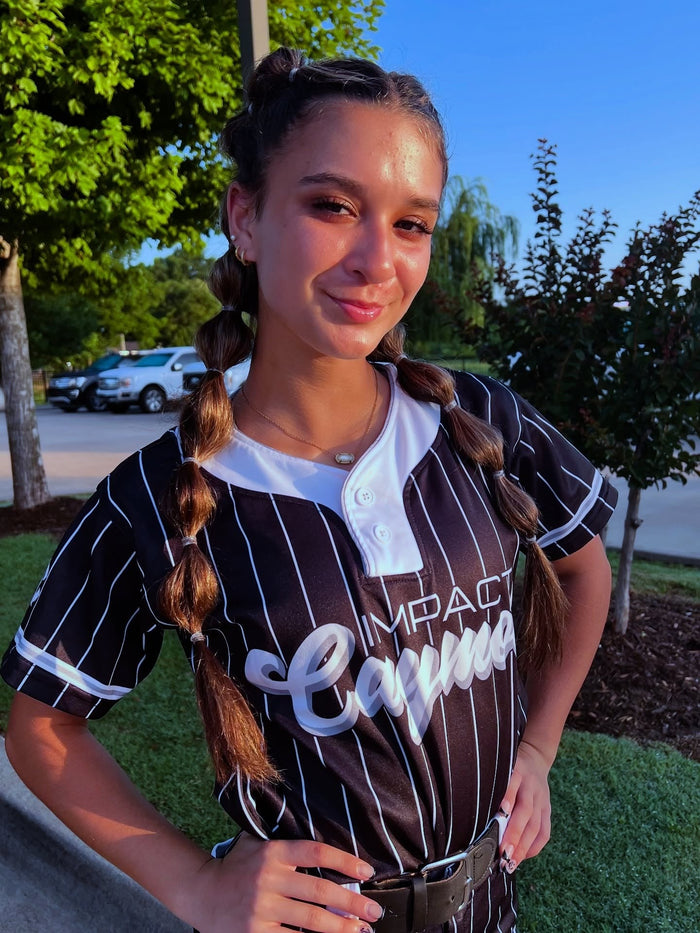 15 Best Softball Hairstyles for Game Day