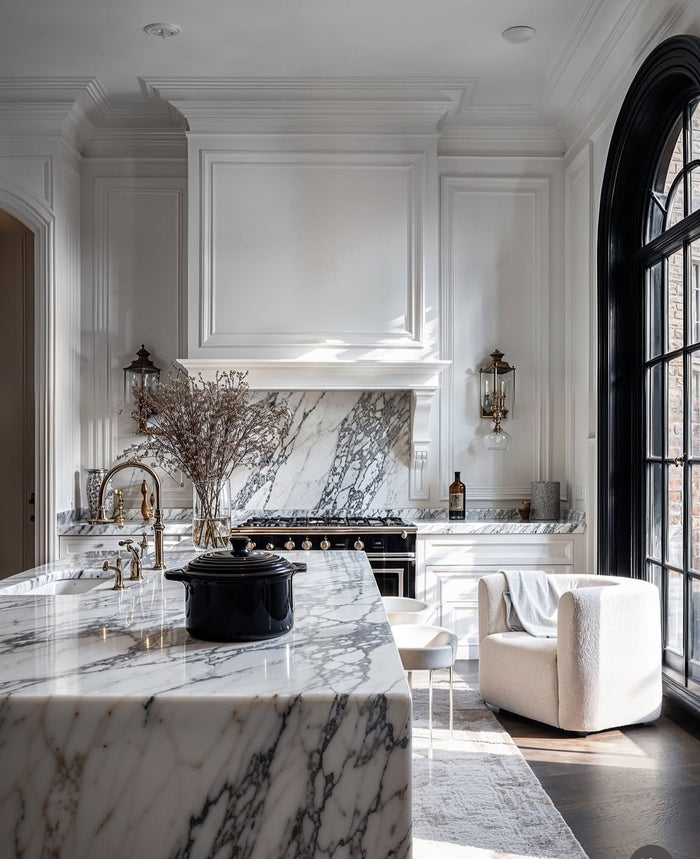 20 Favorite White and Gray Kitchen Ideas for Every Home