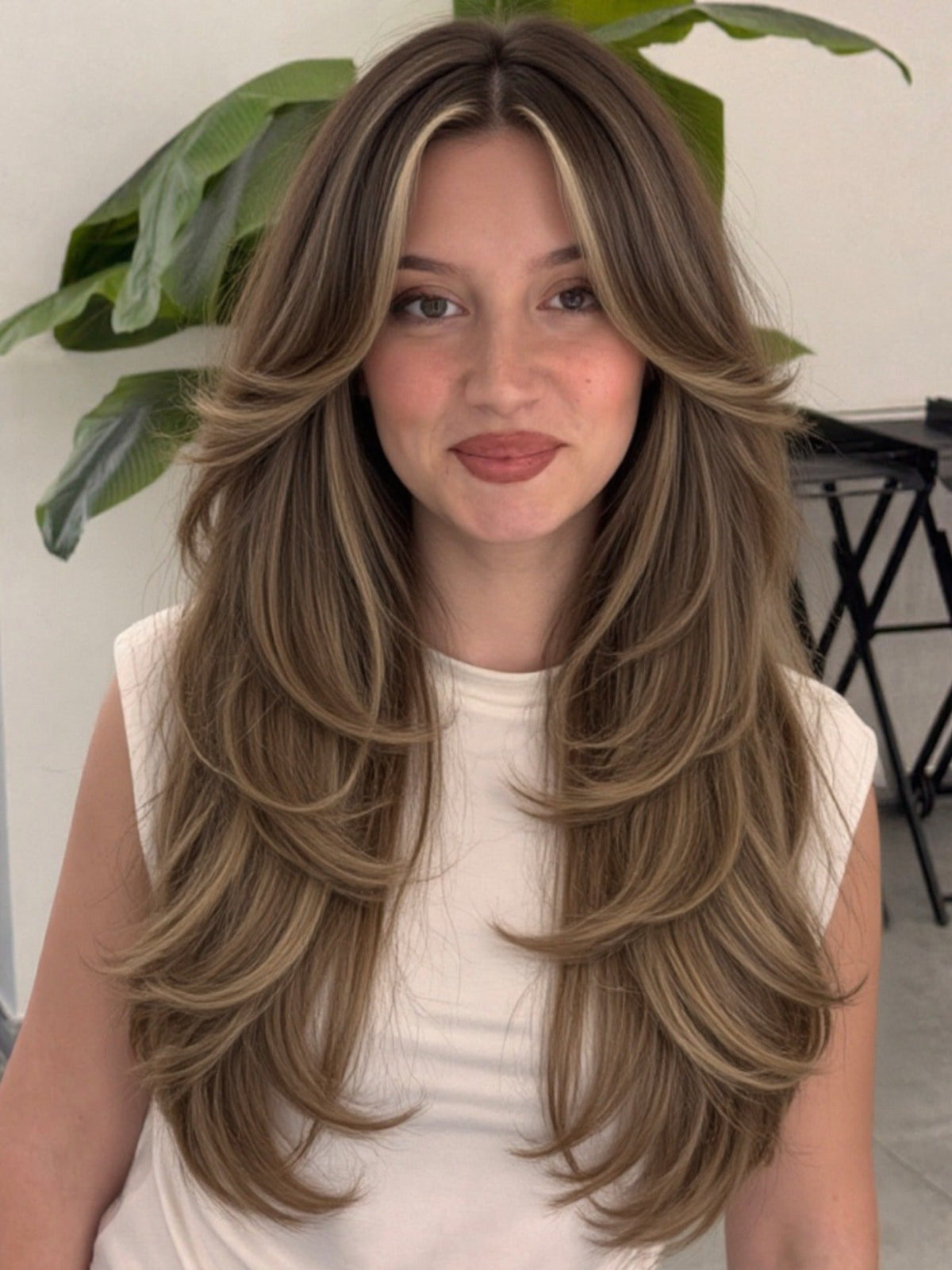 15 Chic Curtain Bangs Haircuts