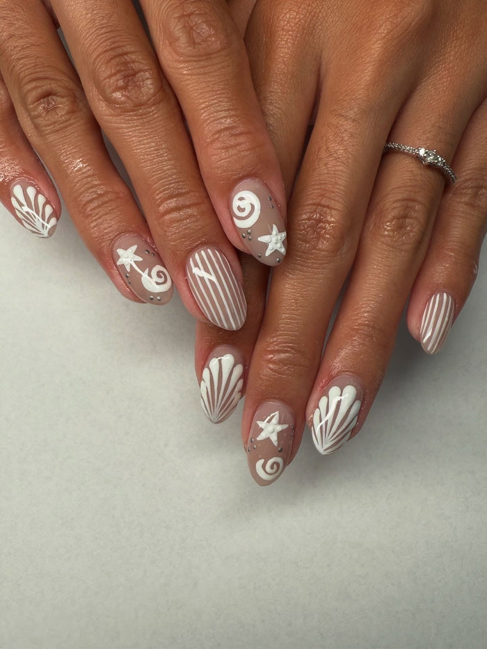 15 Stunning Hawaiian Nail Ideas You’ll Be Obsessed With 🌺