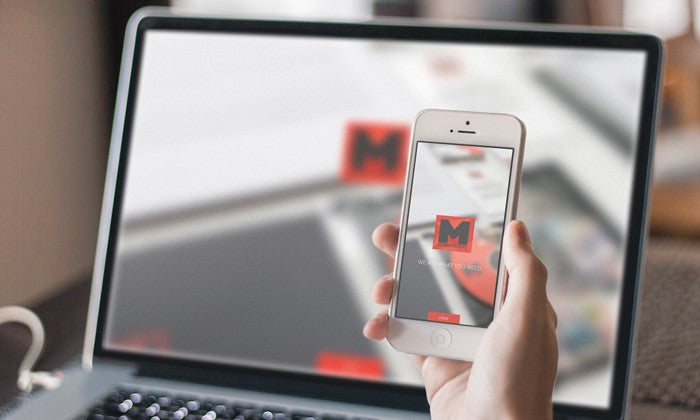 iPhone 4s in Hand (Mockup)