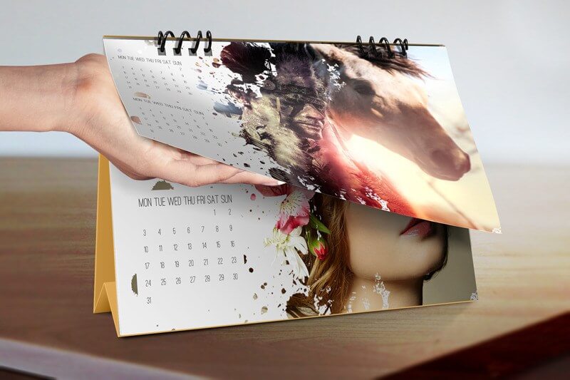 Desk Calendar Mockup
