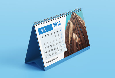 Clean Blank Desk Calendar Mockup