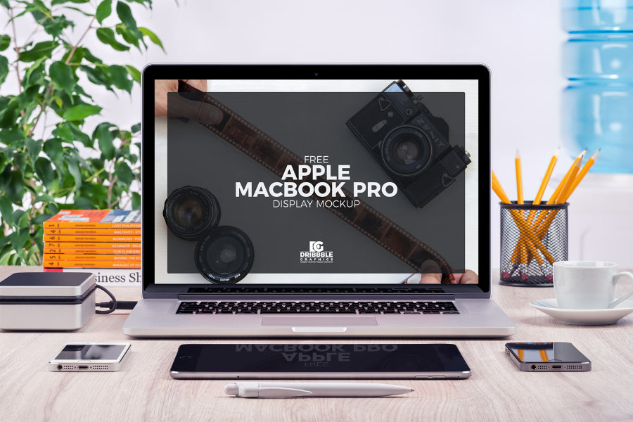 Macbook Pro Display Mockup PSD Front View