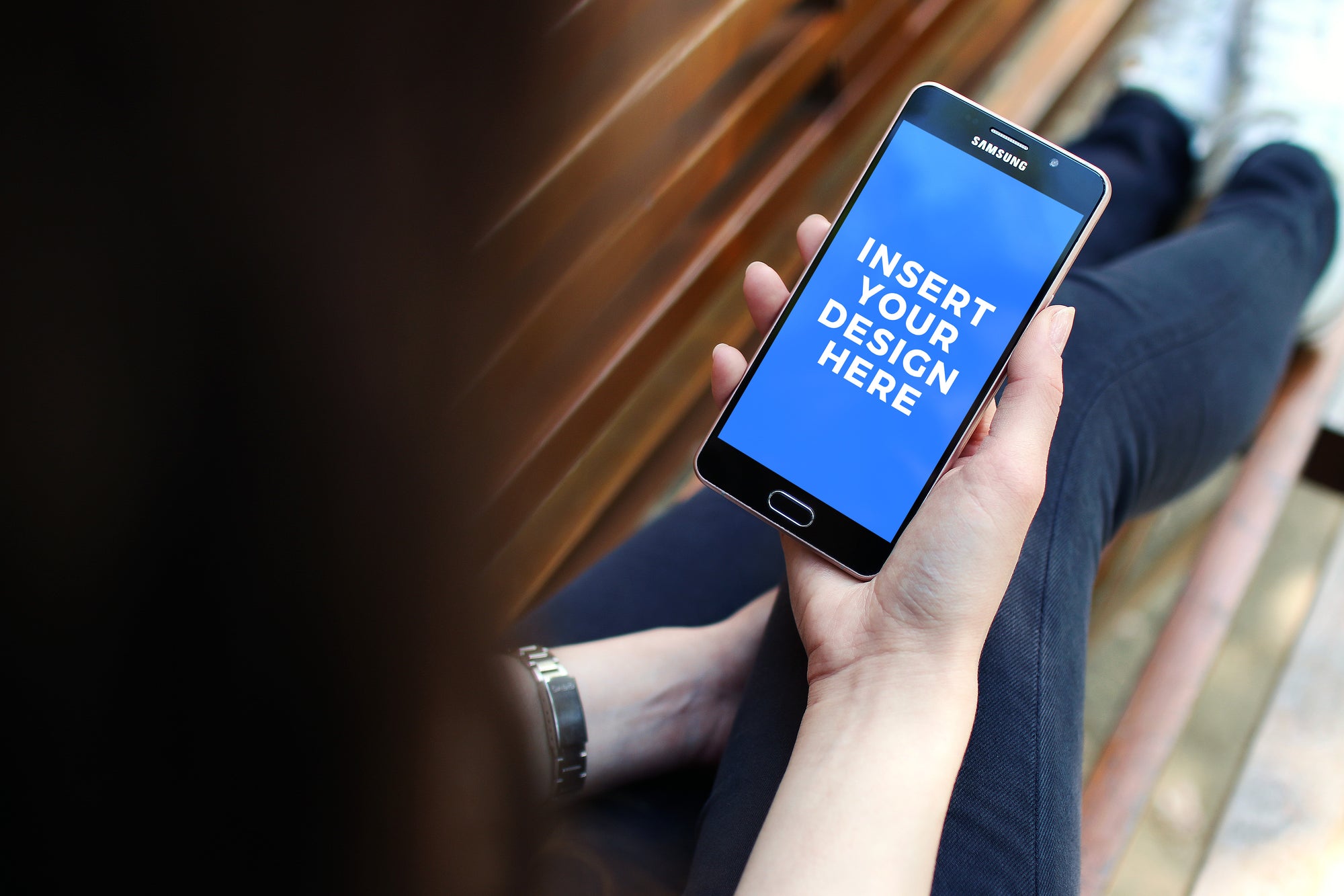 5 Photorealistic Smart or Mobile Phone PSD Mockups