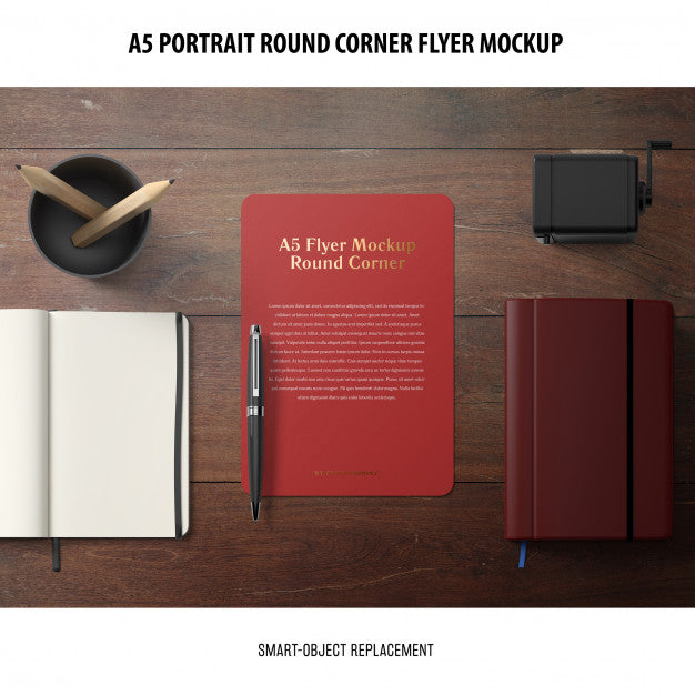 A5 Round Corner Flyer Mockup Psd