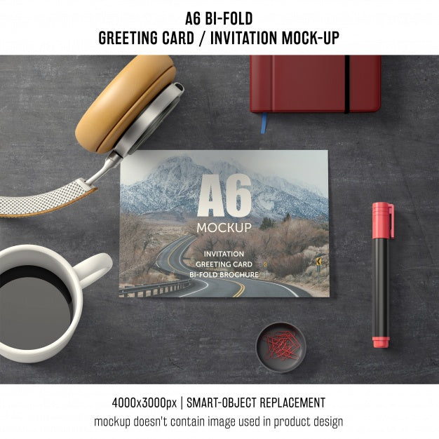 A6 Bi-Fold Greeting Card Mockup With Coffee Psd