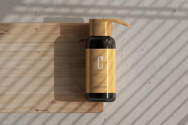 Amber Glass Pump Bottle Mockup Psd