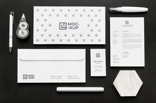 Arrangement Of Mock-Up Stationery On Wood Psd