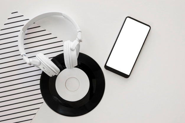 Arrangement Of Music Elements On White Background Psd