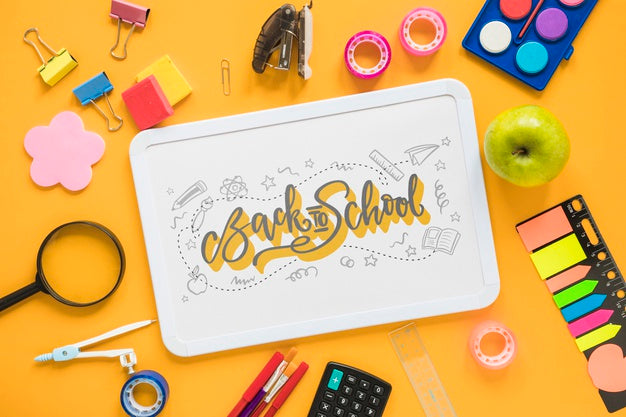 Arrangement With Back To School Supplies And White Board Psd