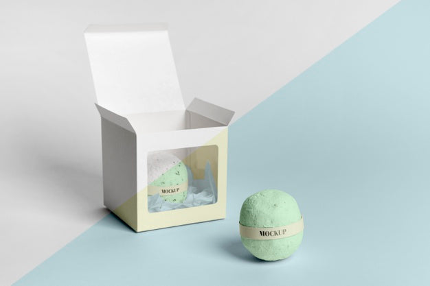 Arrangement With Bath Bomb In Box Psd