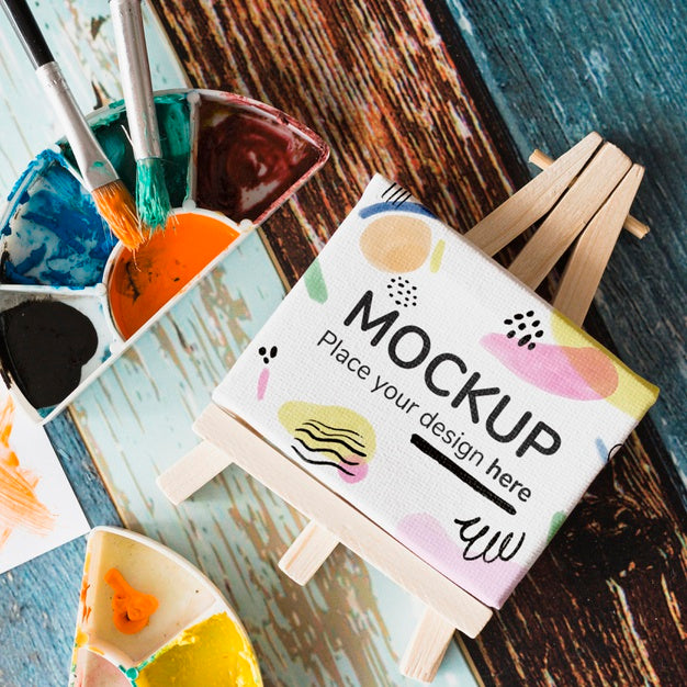 Artist Concept Composition With Canvas Mock-Up Psd