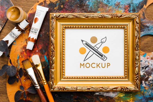 Artist Desk Concept With Paint Palette Psd