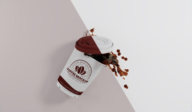 Assortment Of Paper Coffee Cup With Coffee Splash Psd