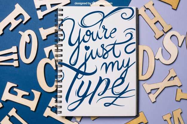 Back To School Mockup With Notepad And Letters Psd