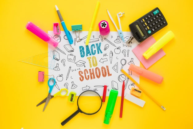 Back To School Mockup With Paper And Elements Psd