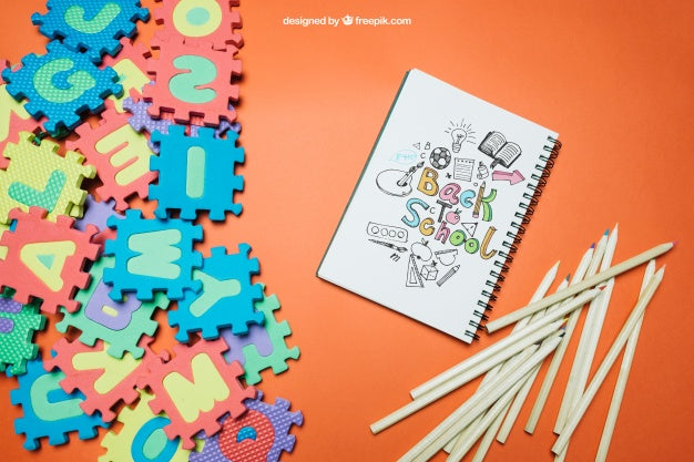 Back To School Template With Jigsaw And Notebook Psd