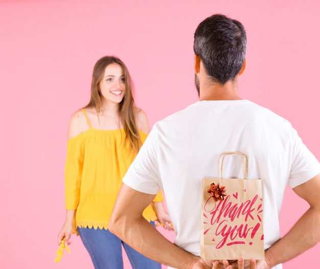 Bag Mockup With Gifting Concept Psd