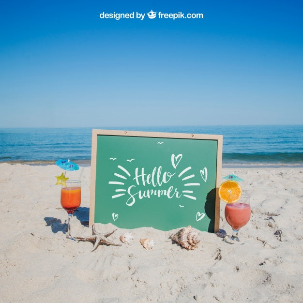 Beach Concept With Slate And Drinks Psd