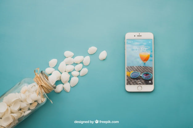 Beach Concept With Smartphone Psd