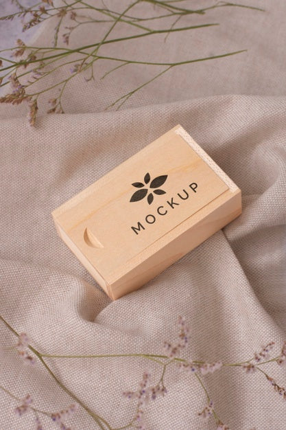 Beautiful Accessories Mockup In Real Context Psd