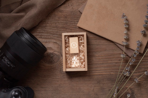 Beautiful Accessories Mockup In Real Context Psd