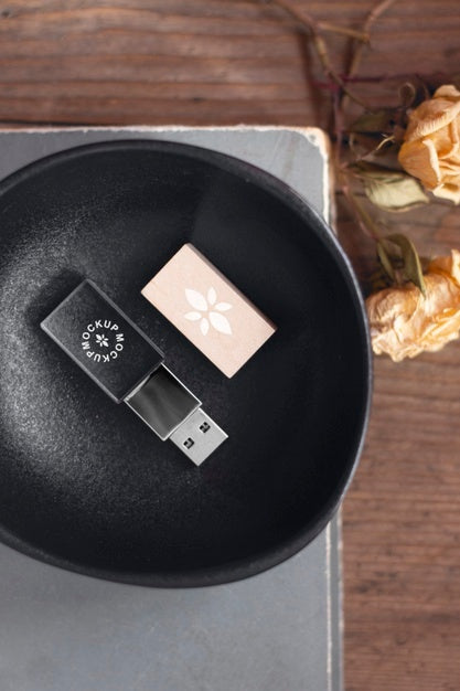 Beautiful Accessories Mockup In Real Context Psd