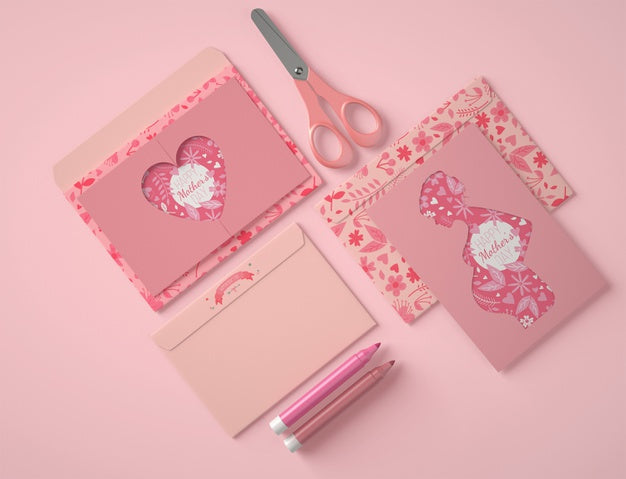 Beautiful Arrangement For Mother'S Day Mock-Up Psd