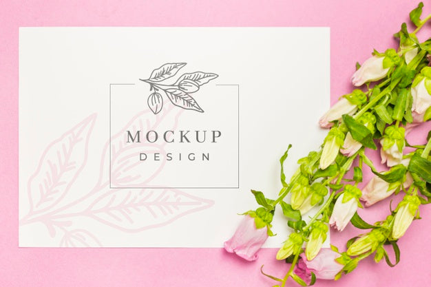 Beautiful Flowers Concept Mock-Up Psd
