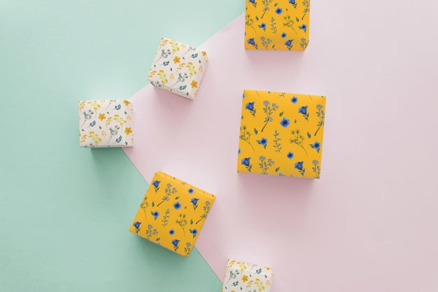 Beautiful Jewelry And Packaging Mockup Concept Psd