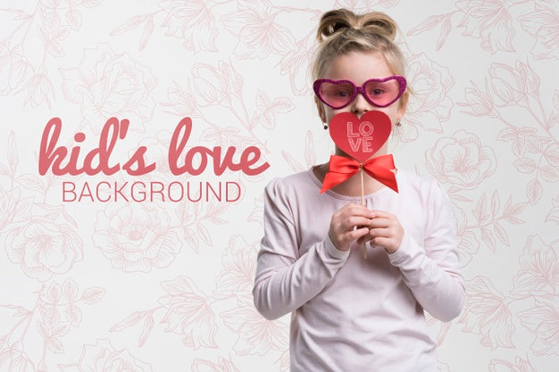 Beautiful Kid'S Love Concept Psd