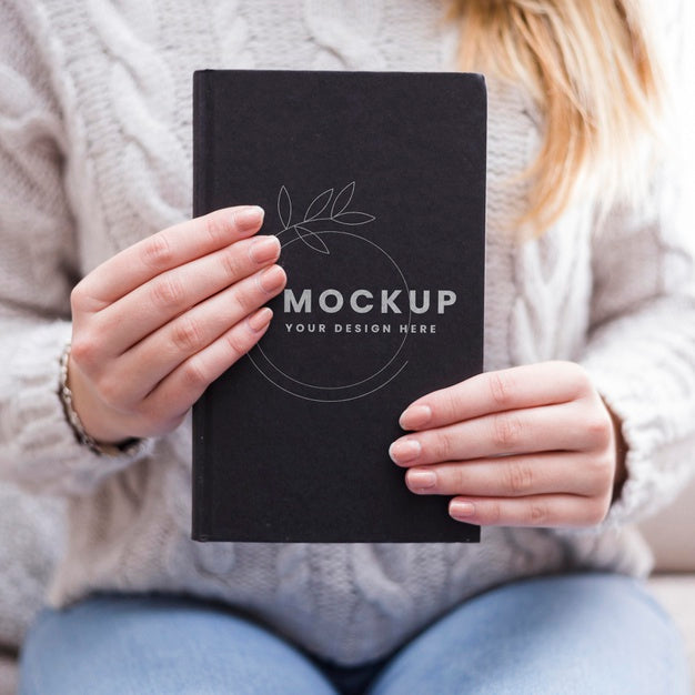 Beautiful Reading Concept Mock-Up Psd