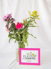 Beautiful Spring Floral Concept Mock-Up Psd