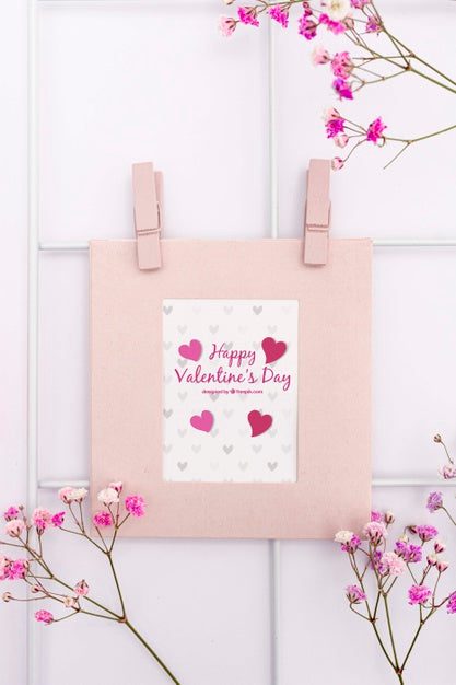 Beautiful Valentine'S Day Concept With Flowers Psd